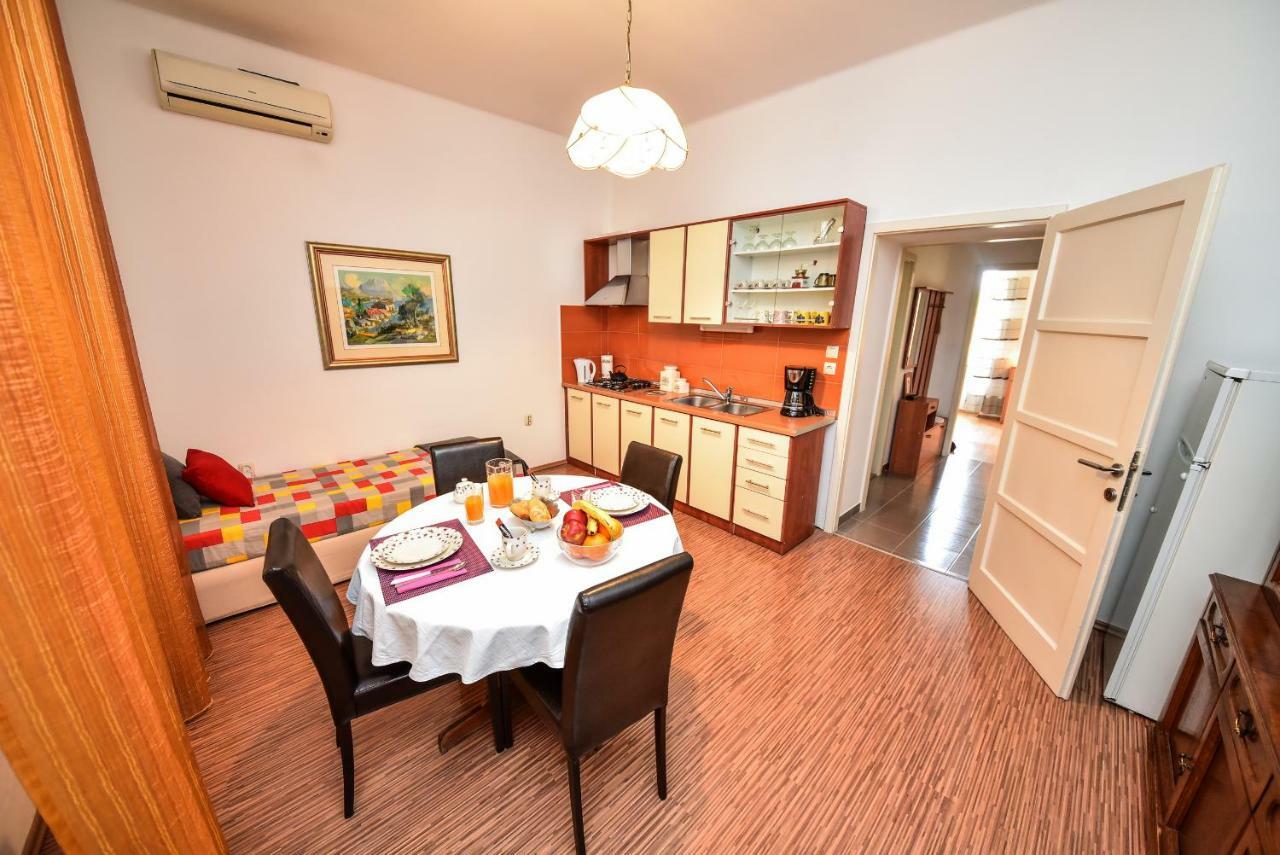 Apartment Viola Zadar Exteriör bild